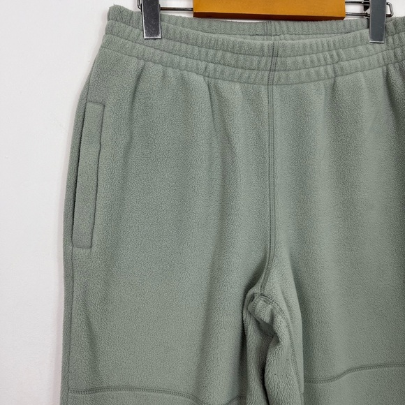 Tna Polar Jogger Sage Green Sz M - Picture 2 of 11